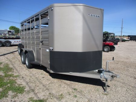 Used 2025 Titan Trailer Challenger Stock / Stock Combo Trailer