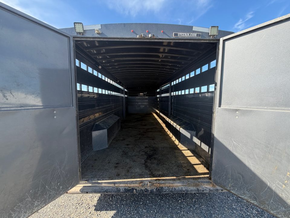 Used 2024 Titan Trailer 26' Stock Trailer