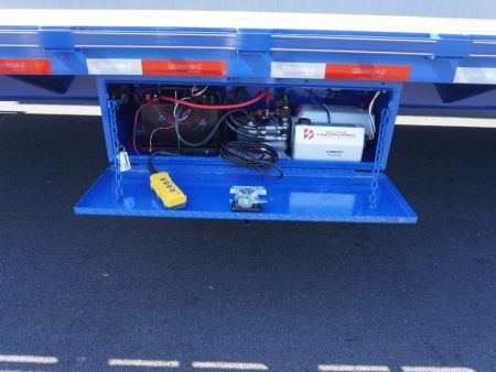 New 2027 Diamond C Trailers Fmax212 35' Gooseneck Deckover Trailer