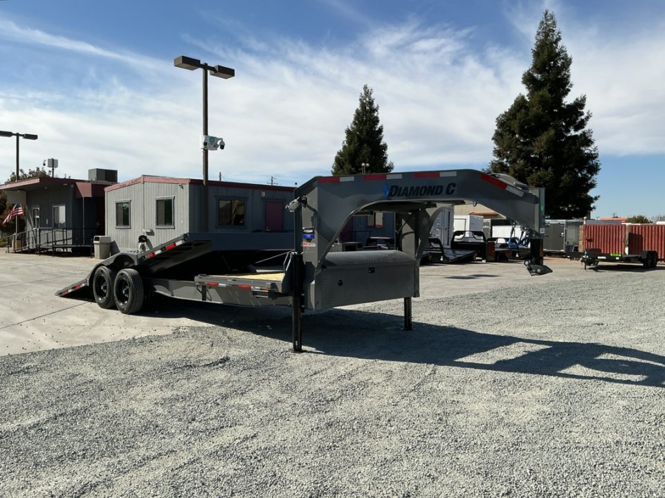 New 2027 Diamond C Trailers HXD208L24X102GN 8.5FT X 24FT 18K GVW Gooseneck Tilt Trailer