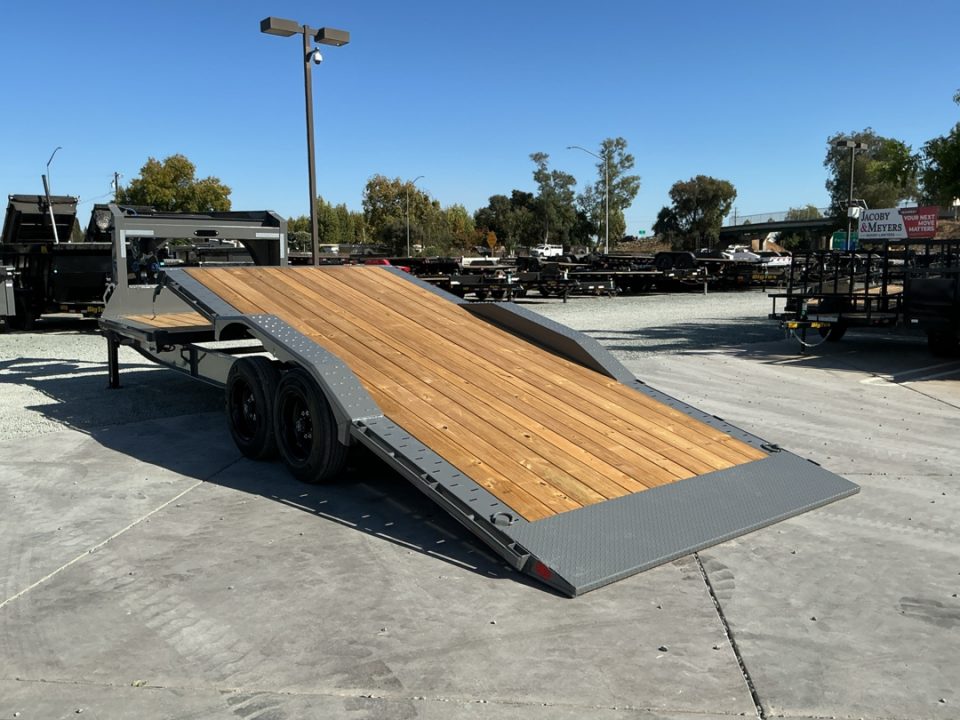 New 2027 Diamond C Trailers HXD208L24X102GN 8.5FT X 24FT 18K GVW Gooseneck Tilt Trailer