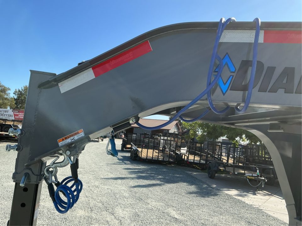 New 2027 Diamond C Trailers HXD208L24X102GN 8.5FT X 24FT 18K GVW Gooseneck Tilt Trailer