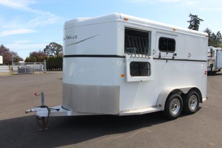 Used 2006 Trails West Classic II 2H BP Horse Trailer