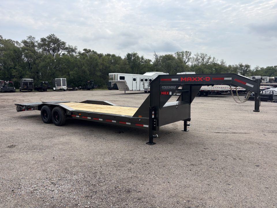 New 2027 MAXX-D H8X Equipment Trailer