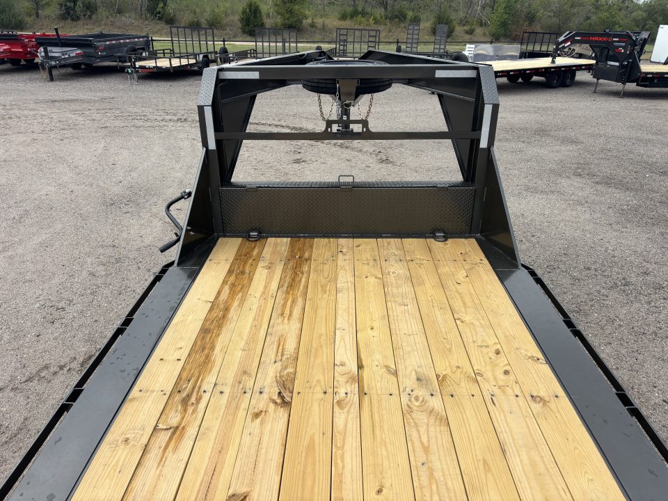 New 2027 MAXX-D H8X Equipment Trailer