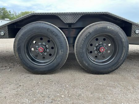 New 2027 MAXX-D G9X Tilt Trailer