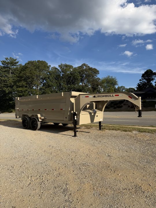 New 2027 Iron Bull Gooseneck Dump Trailer / 7x16/ Scissor Hoist / 48" High Sides / 2-8000# Axles / Tarp / Ramps / Desert Sand