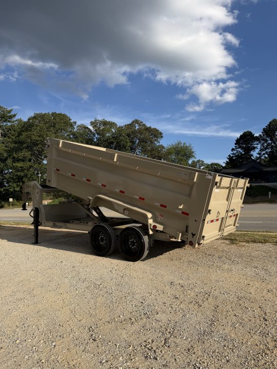 New 2027 Iron Bull Gooseneck Dump Trailer / 7x16/ Scissor Hoist / 48" High Sides / 2-8000# Axles / Tarp / Ramps / Desert Sand