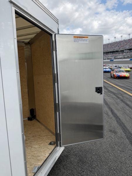New 2026 Mission 8.5x20 All-Aluminum Car Hauler | 7,000 GVWR | Rear Ramp with Translucent Roof Cargo / Enclosed Trailer