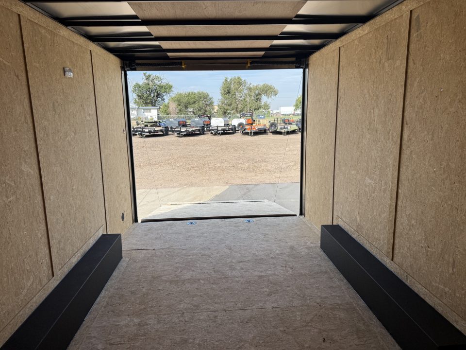 New 2027 Look Trailers 8.5 x 20 x 7 Interior Height Cargo / Enclosed Trailer