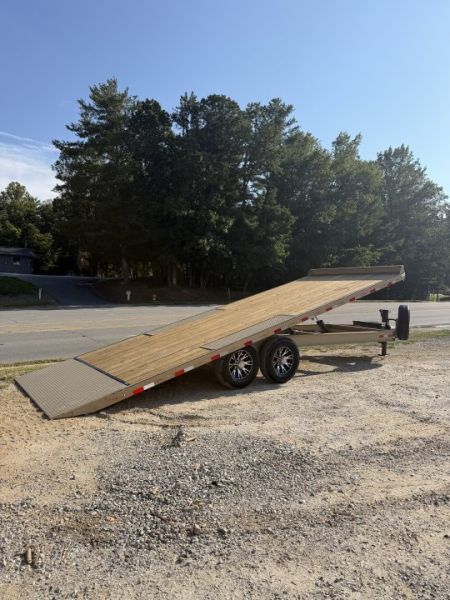 New 2027 Down 2 Earth Trailers DTE822DOTW7B / 102" WIDE X 22' LONG DECK OVER HYDRAULIC TILT / 2-7,000# ELECTRIC BRAKE AXLES / TAN COLOR / ALUMINUM WHEELS