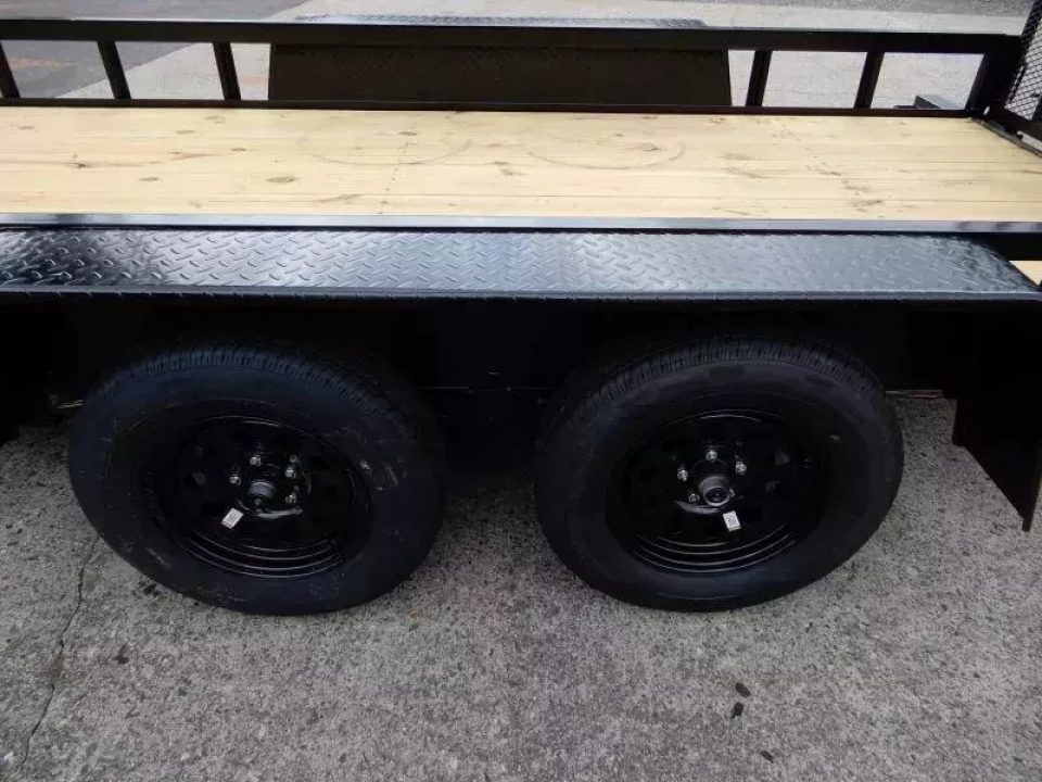 New 2027 Currahee 76x16' Landscape, 2-3500# Axles, Removable Ramp Gate