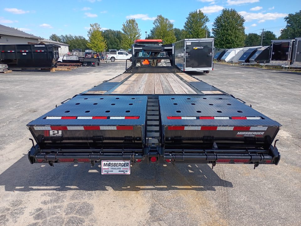 New 2026 PJ Trailers LQ252