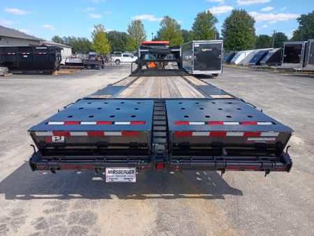 New 2026 PJ Trailers LQ252