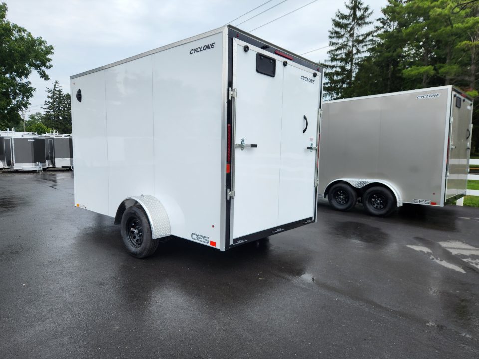 2027 Legend Mfg photo 3