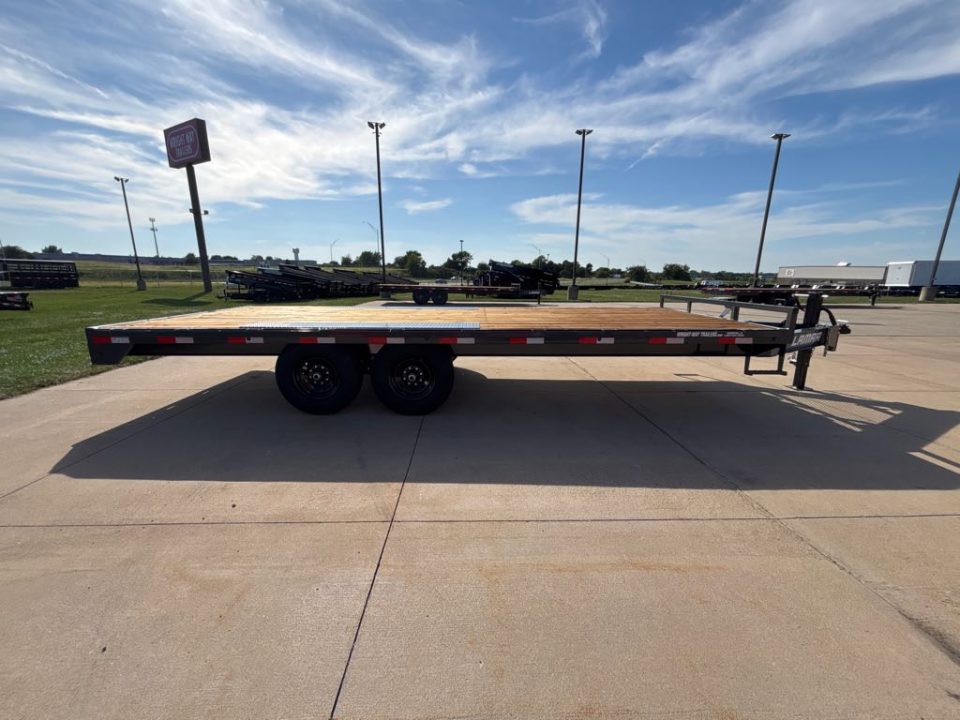 New 2027 Lamar Trailers F8022027 Utility Trailer