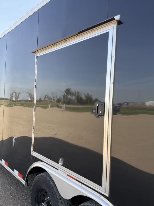 New 2027 Southland Trailers Larct52-826v-86r Cargo / Enclosed Trailer
