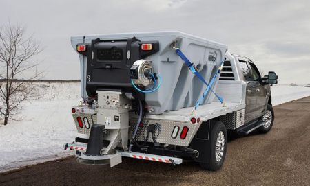 New 2026 HILLTIP 3.4YD COMBI BRINE AND SALT SPREADER - H28372