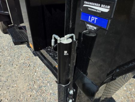New 2027 Diamond C LPT210 16' LPT210 16' x 82" 10K Axles Gooseneck Pacesetter Edition