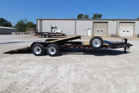 New 2027 Diamond T 8322HDSKP1608TD Equipment Trailer