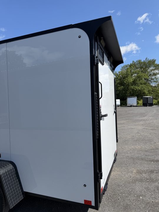 New 2027 Discovery Rover ET 6X12 SA Enclosed Trailer