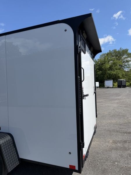 New 2027 Discovery Rover ET 6X12 SA Enclosed Trailer