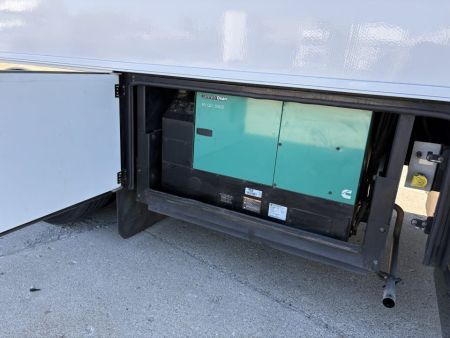 Used 2015 Renegade 3400AM 2 Bathrooms