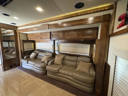Used 2015 Renegade 3400AM 2 Bathrooms