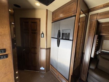Used 2015 Renegade 3400AM 2 Bathrooms