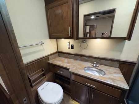 Used 2015 Renegade 3400AM 2 Bathrooms