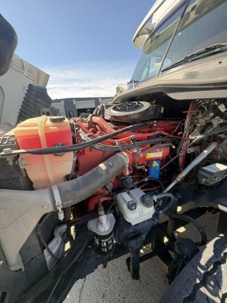 Used 2015 Renegade 3400AM 2 Bathrooms