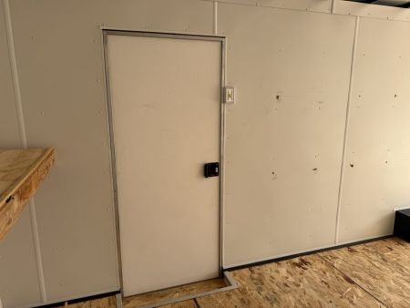 Used USED 2025 AERO 8.5x24 + 2’V, 7’ TALL, WHITE Interior, QUALITY Enclosed Rear Ramp Car Hauler Cargo Trailer