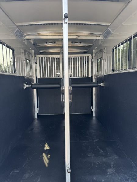New 2027 Cimarron 2+1 Warmblood Gooseneck Horse Trailer