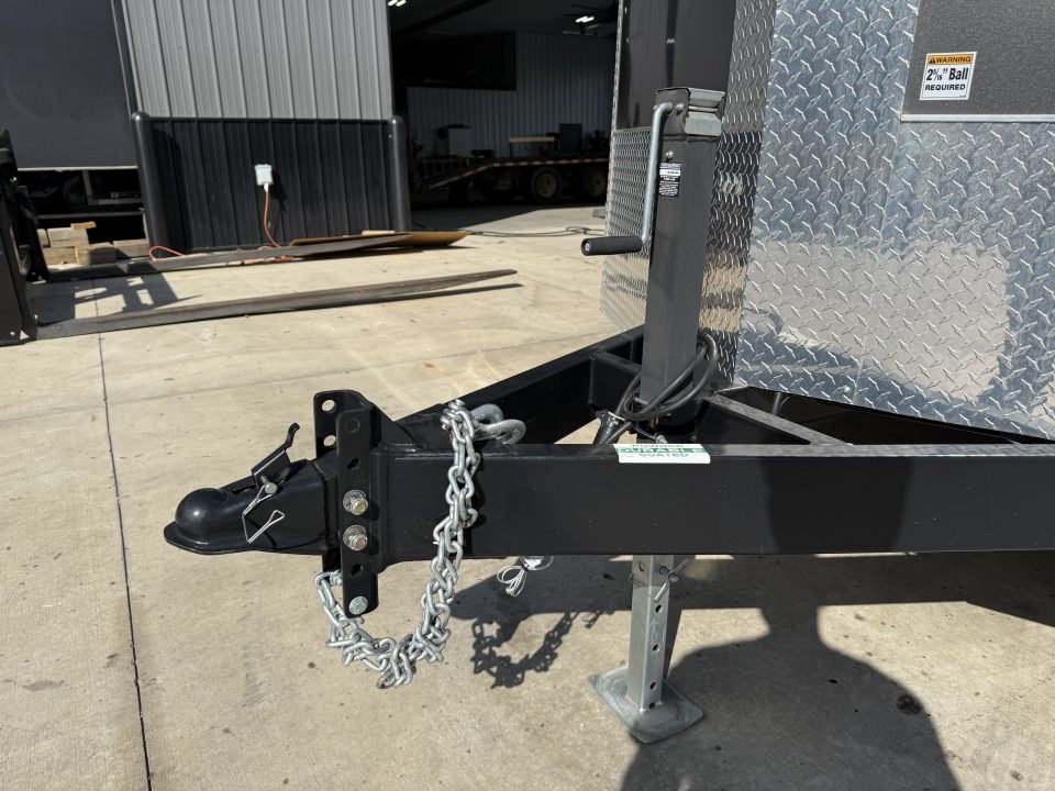 Used Like NEW 2024 AERO 8.5x22 +2’V, ESCAPE Door, 7’ TALL, WHITE Interior,  QUALITY Enclosed ESCAPE DOOR Car Hauler Cargo Trailer