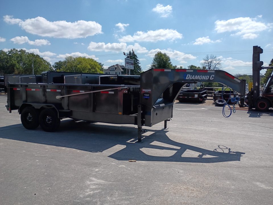 New 2027 Diamond C Trailers LPT210 16X82