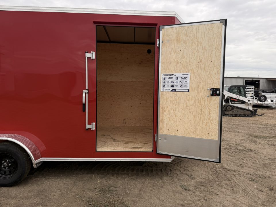 New 2027 Royal Cargo Trailers 7-16-1.5V Enclosed 7K GVWR