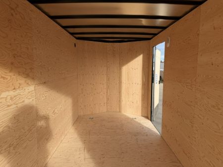 New 2027 Royal Cargo Trailers 7-16-1.5V Enclosed 7K GVWR