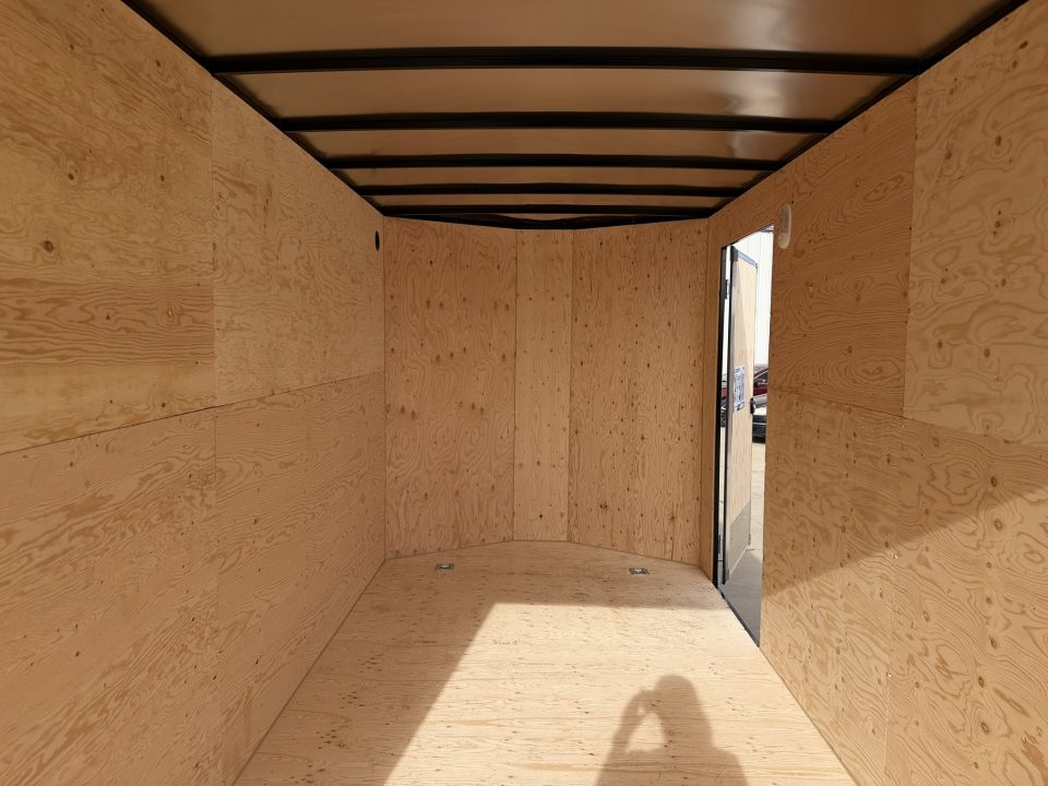 New 2027 Royal Cargo Trailers 7-16-1.5V Enclosed 7K GVWR