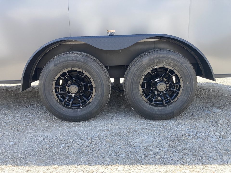 2027 Discovery Trailers photo 2