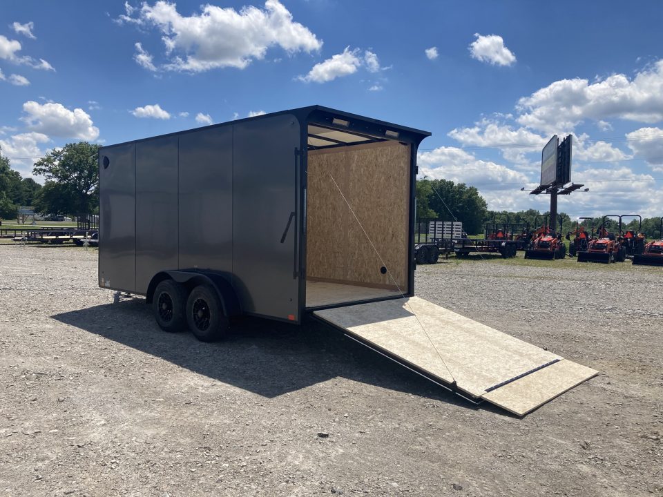 2027 Discovery Trailers photo 4