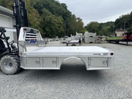 New Hillsboro Aluminum Skirted 3500 Series, 84'' CA DRW
