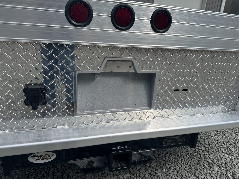 New Hillsboro Hillsboro 2500 Series Aluminum Flatbed, 84'' CA DRW