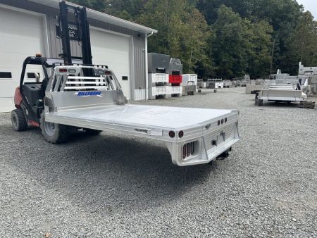 New Hillsboro Hillsboro 2500 Series Aluminum Flatbed, 84'' CA DRW
