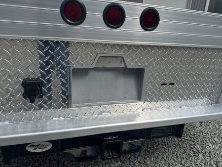 New Hillsboro Hillsboro 2500 Series Aluminum Flatbed, 84'' CA DRW