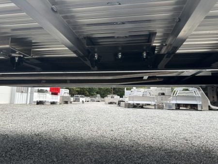 New Hillsboro Hillsboro 2500 Series Aluminum Flatbed, 84'' CA DRW