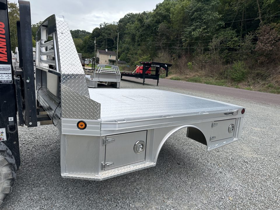 New Hillsboro Aluminum Skirted 3500 Series, 60'' CA DRW