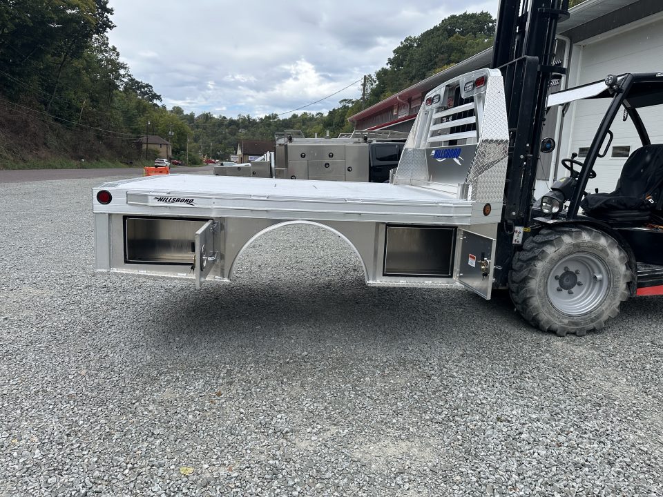 New Hillsboro Aluminum Skirted 3500 Series, 60'' CA DRW