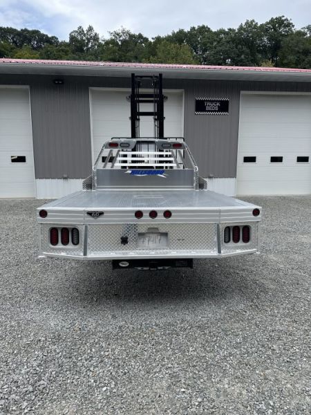 New Hillsboro Aluminum Skirted 3500 Series, 60'' CA DRW