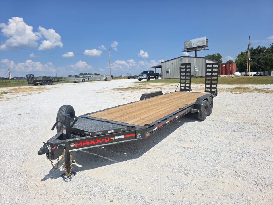 New 2027 MAXX-D 83 X 24 EHX TANDEM HD CH W/ 2' DOVE/ STAND UP RAMPS