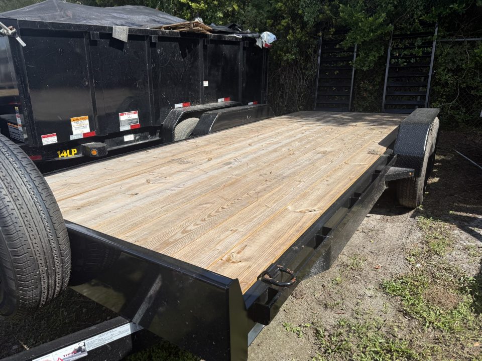 Used USED 2026 EQ2014B TEXAS TRAILERS 6'10" X 20' 14,000# GVWR EQUIPMENT TRAILER